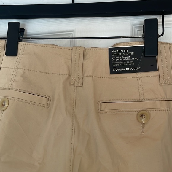 Banana republic khaki crop pants (Martin fit) - Picture 5 of 5